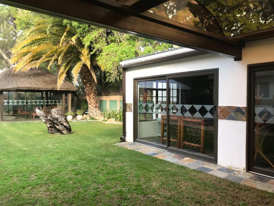 Mawethu Peaceful Garden With Covered Pool And Braai Area Cape Town Exterior photo